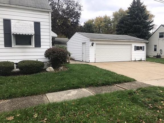 3rd image of 639 Tyler Ave