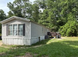 1745 SW Newark Dr, Fort White, FL 32038