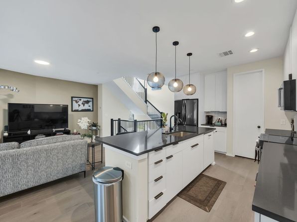 4703 Munger Ave #101