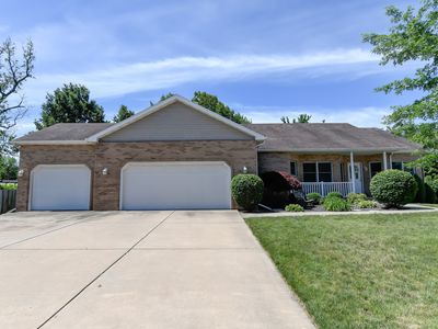124 Sunflower Ln, Chatham, IL, 62629