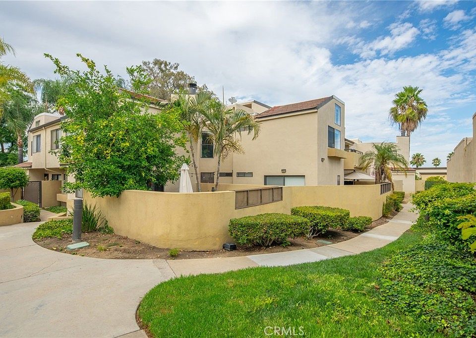 1st image of 13104 Glen Ct Unit 18