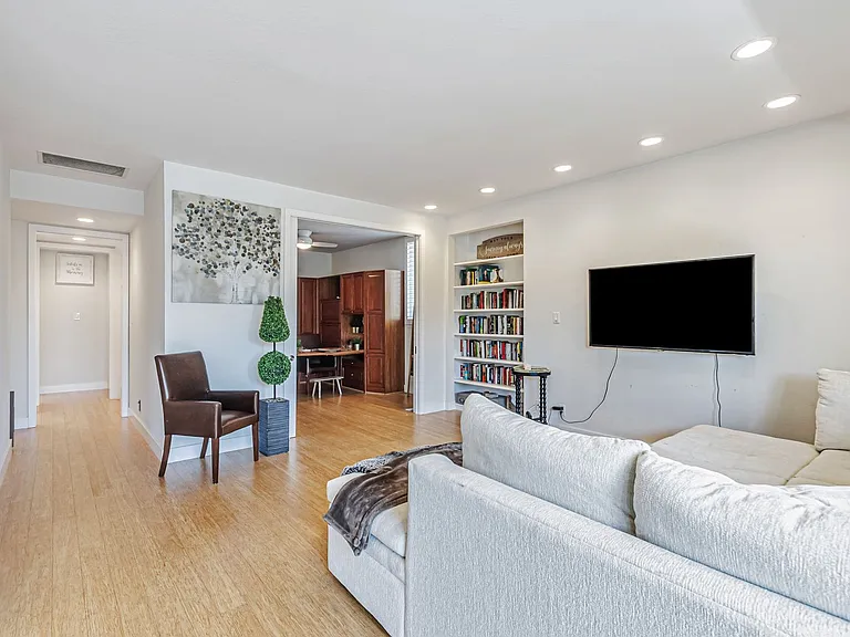 500 Fulton St #201 — Photo 14