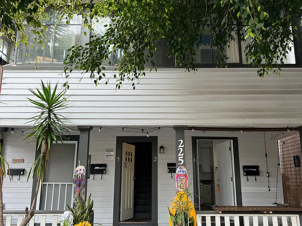 225 Horizon Ave #1
