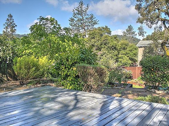 4th image of 165 Woodston Way