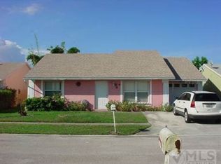 5618 Lake George Pl, Lake Worth, FL 33463