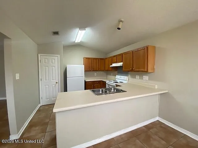 10669 E Bay Tree Dr — Photo 4