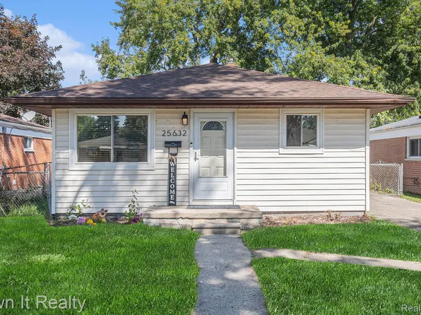 25632 Pennie St, Dearborn Heights, MI 48125