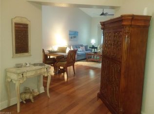 1823 W Crown Pointe Blvd, Naples, FL 34112