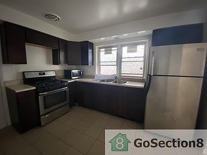 1st image of 11015 S Vernon Ave APT 2