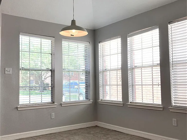 21215 Branford Hills Ln — Photo 9