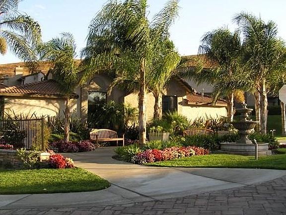 3rd image of 1265 Kendall Dr APT 1712