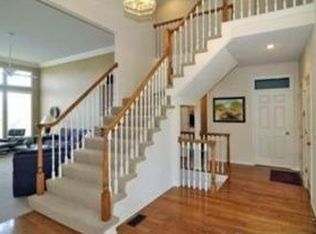 12215 Hemlock St, Overland Park, KS 66213