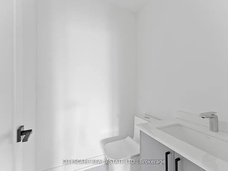 589 Oakwood Ave #4 — Photo 17