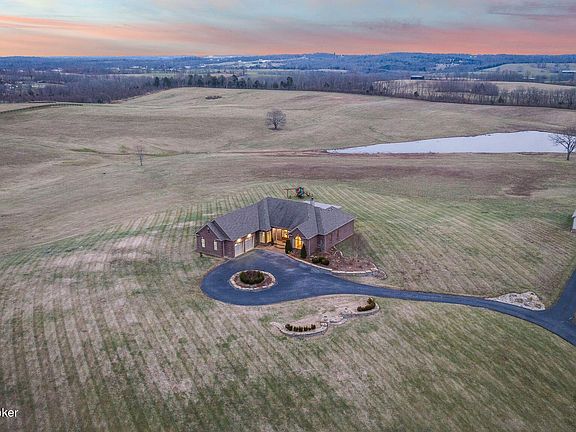 4th image of 300 Mills Ln