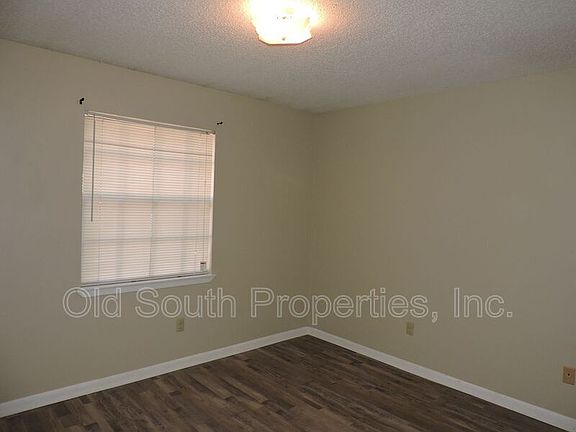 2nd image of 5099 Yacht Harbour Cir