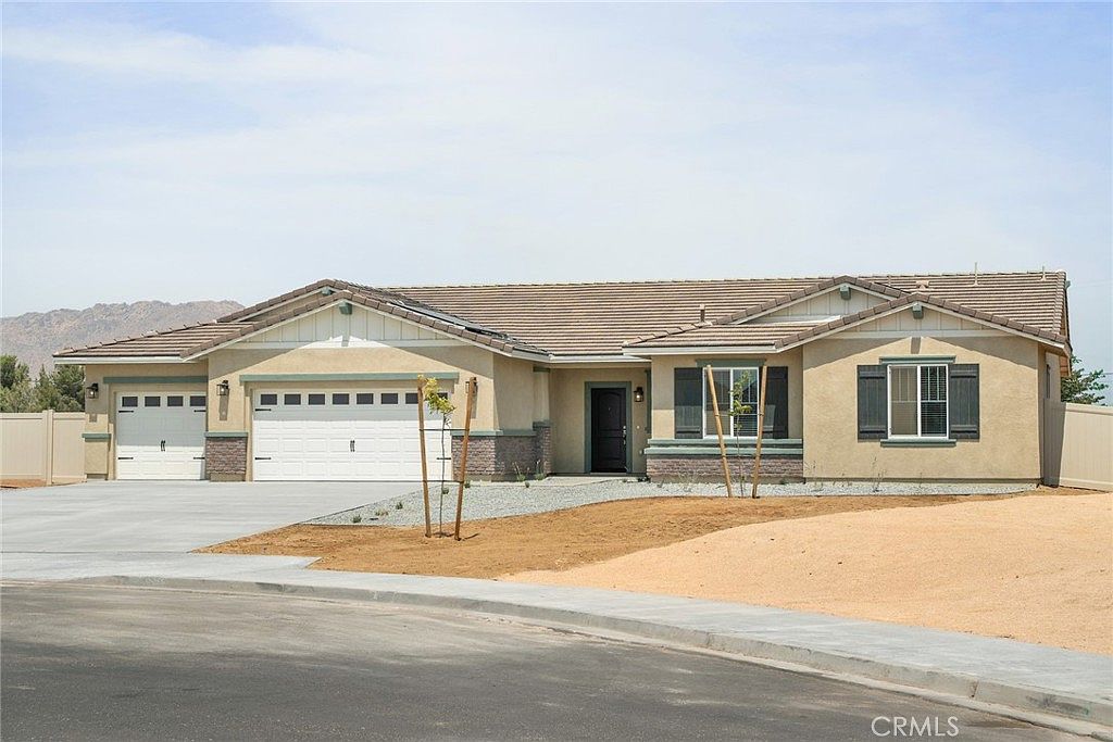 14563 Indigo, Apple Valley, CA 92307 | MLS #SW26021644 | Zillow