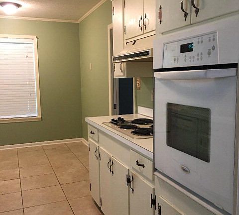 5th image of 213 Katherine Dr