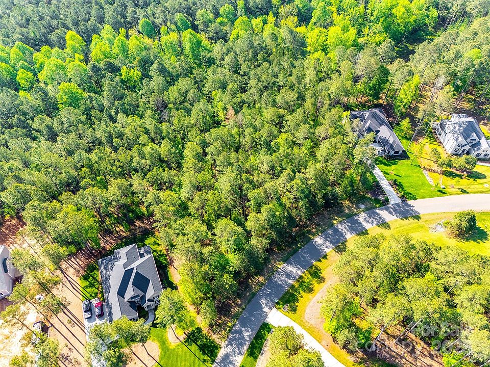 2nd image of 6017 Chimney Bluff Rd #13