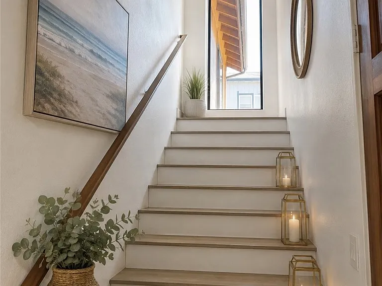 3209 Clay St — Photo 15