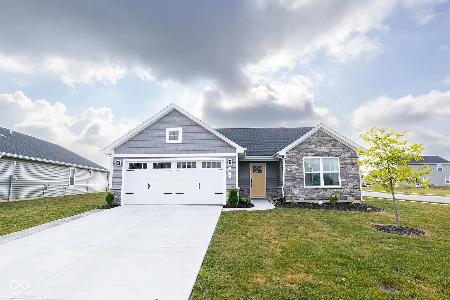 1815 River Birch Dr photo 1