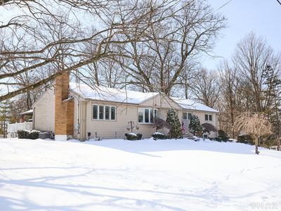 121 Campbell Road, Trumbull, CT, 06611