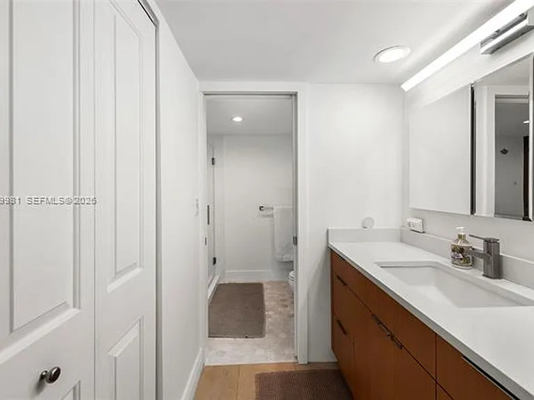 1915 Brickell Ave #C1612 — Photo 22