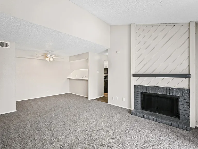Preston Oaks — Photo 12