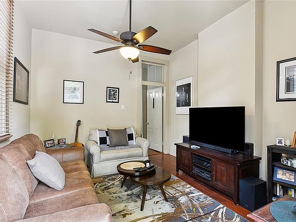 3rd image of 1104-06 Jena St