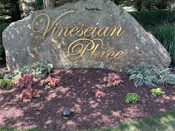 1605 Vineseian Pl, Turtle Creek, PA 15145