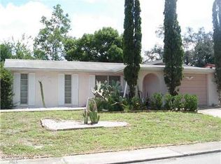 9706 Mark Twain Ln, Port Richey, FL 34668