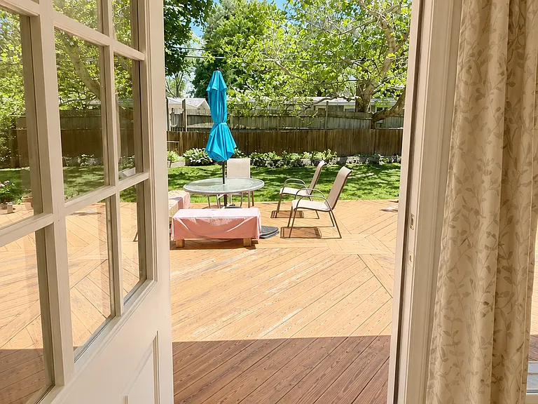 1108 N Maple Rd — Photo 21