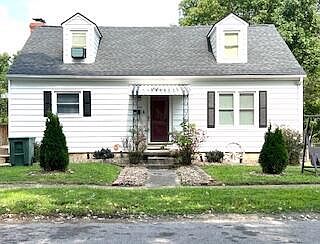 1st image of 316 Creekview Dr