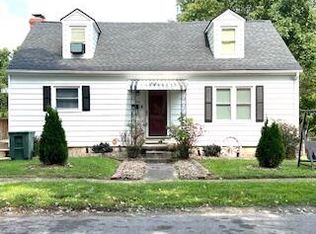 316 Creekview Dr, Paris, KY 40361