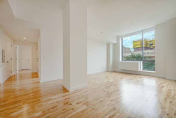 1st image of 14736 94th Ave APT 5H