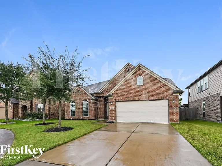 8110 Oahu Ct — Photo 1
