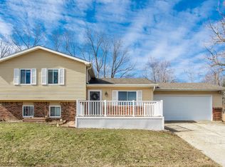 5730 Wheelhorse Dr, Indianapolis, IN 46221