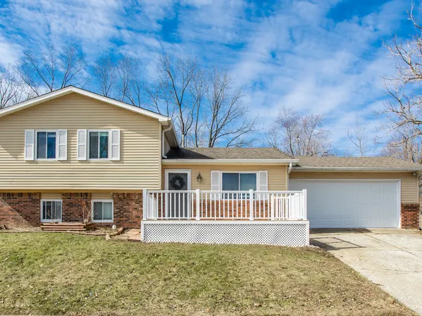 5730 Wheelhorse Dr, Indianapolis, IN 46221