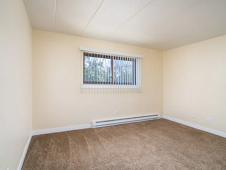 Regents Park Apartments — Photo 15