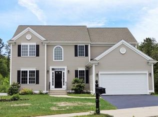 97 Tarkiln Pl, New Bedford, MA 02745