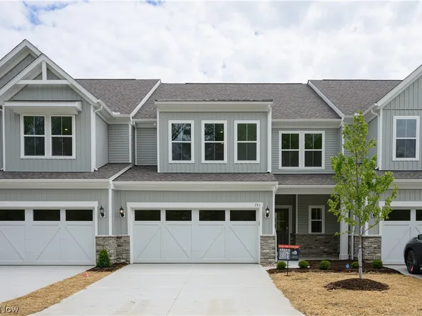 761 Rock Hbr, Avon Lake, OH 44012