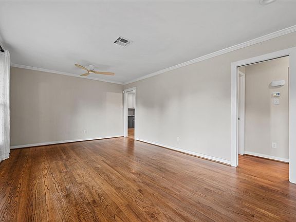 2nd image of 2210 Nina Lee Ln