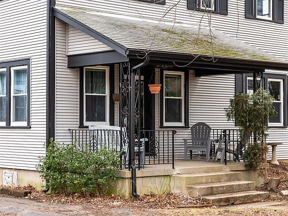 2nd image of 2854 Winburn Ave