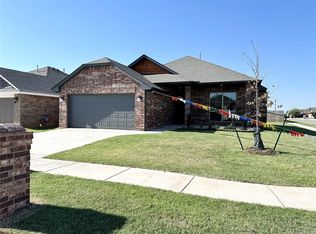 8701 SW 42nd St, Oklahoma City, OK 73179