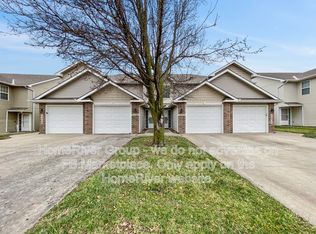 13720 Post Oak Ln, Platte City, MO 64079