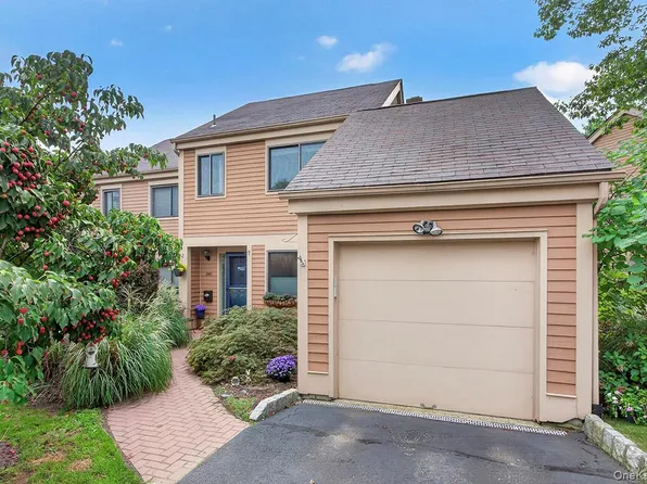 246 Treetop Crescent, Rye Brook, NY 10573