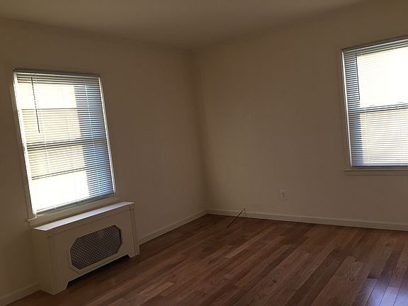 3rd image of 125 Meldon Ave #1