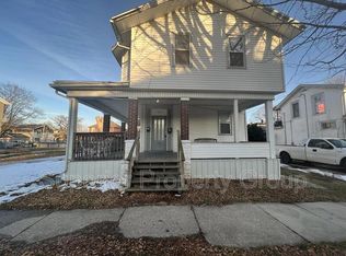 209 1/2 Cherry St, Janesville, WI 53548