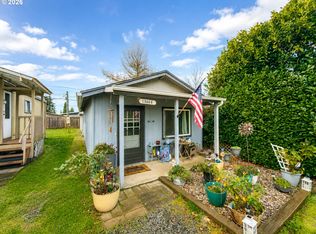 1566 Laura St, Springfield, OR 97477