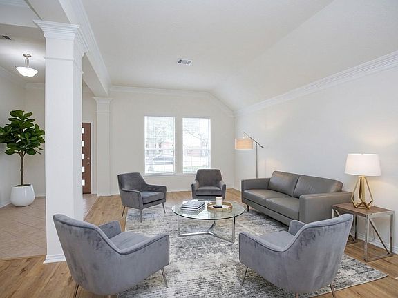 5th image of 8802 Rocky Knoll Ln