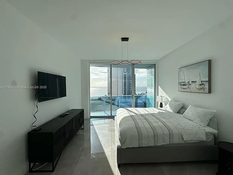 17550 Collins Ave #902 — Photo 9